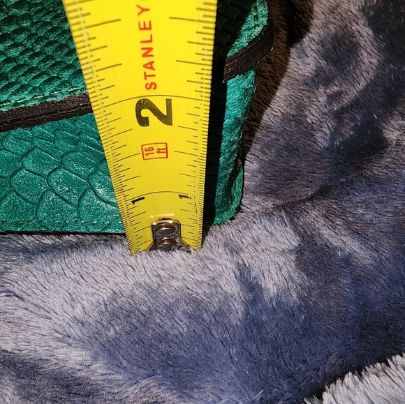 VERA PELLE MADE IN ITALY LEATHER VUBRANT GREEN HEAVY CHAIN STRAP CROSSBODY PURSE - Picture 8 of 8